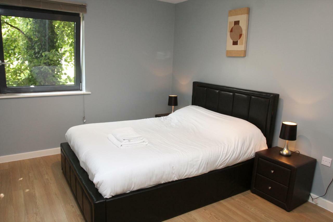 Letting Serviced Apartments - Flanders Court, Watford Town Centre Eksteriør billede