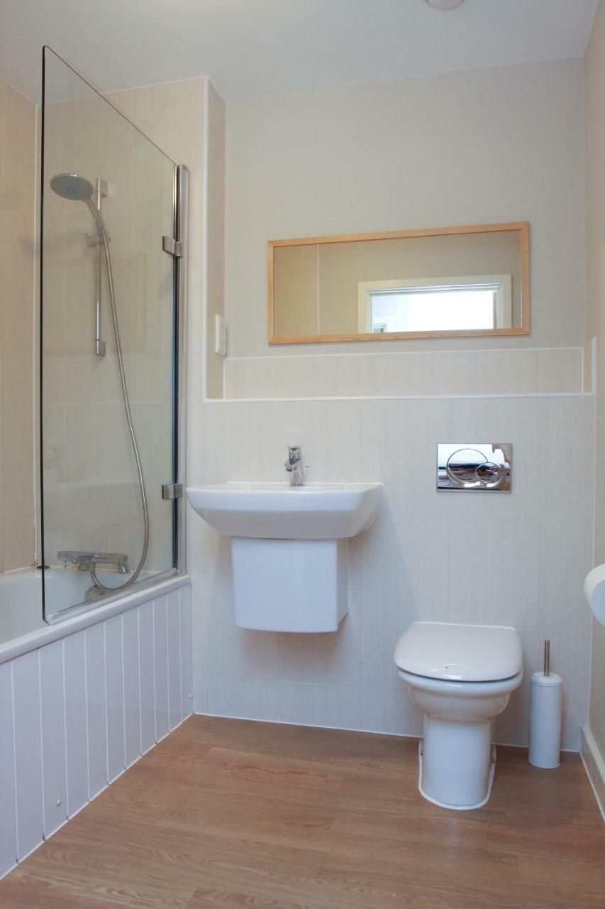 Letting Serviced Apartments - Flanders Court, Watford Town Centre Eksteriør billede